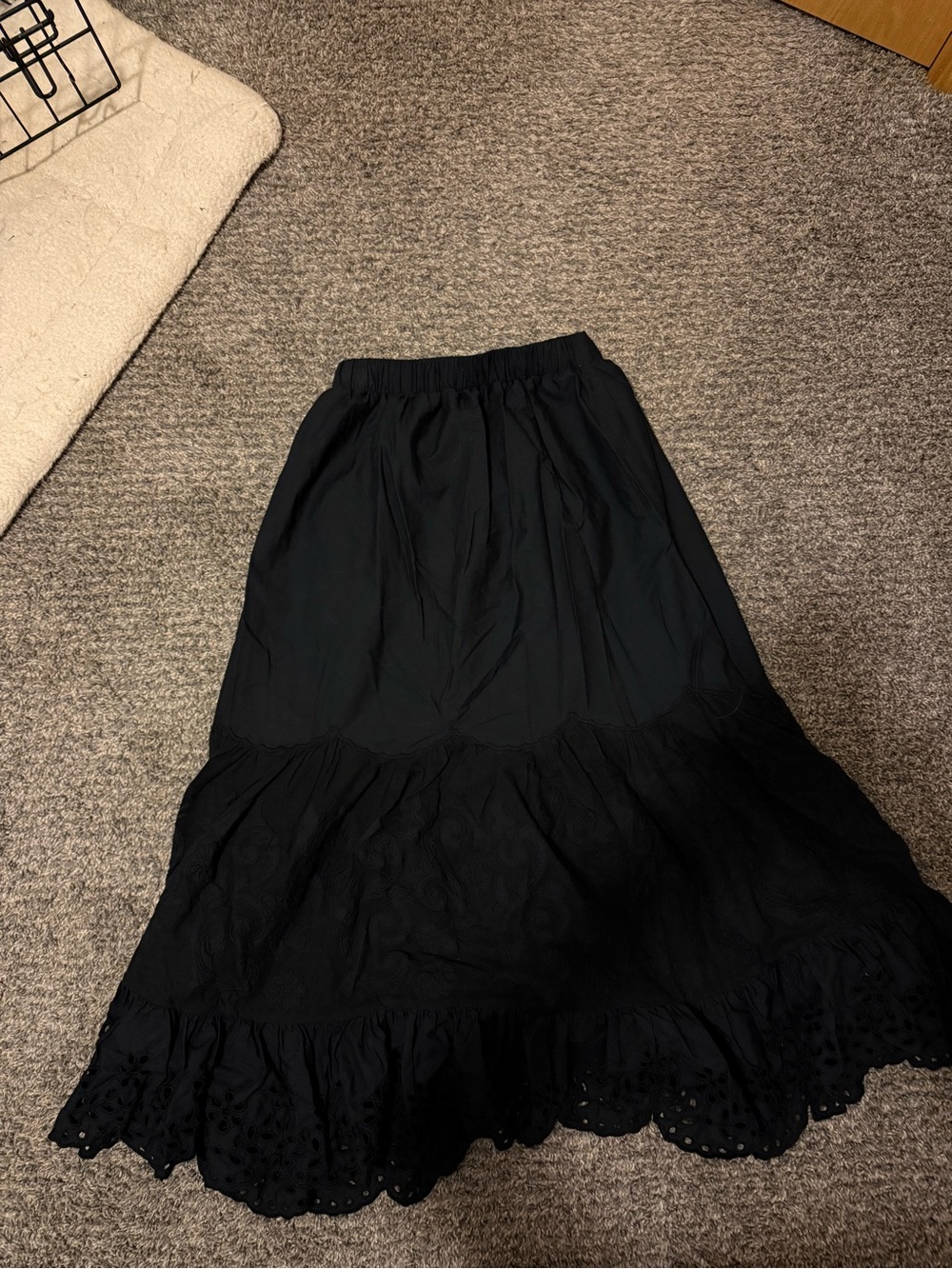 Abercrombie & Fitch Elevated Embroidered Maxi Skirt - SMALL - Picture 2 of 5